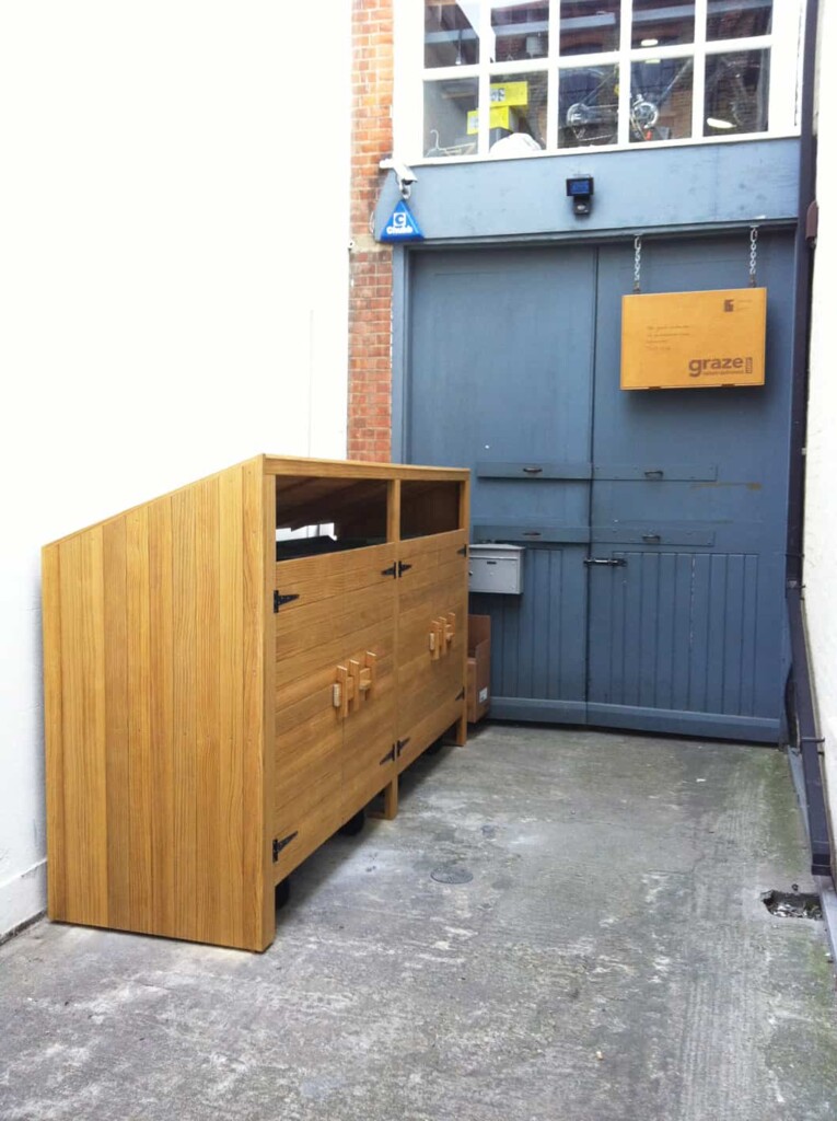 Graze wheelie bin storage bin shed and hanging sign closed